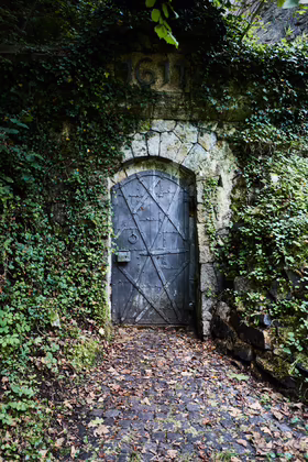 Eingang zur Quelle von ALPQUELL Eingang zur Quelle von ALPQUELL